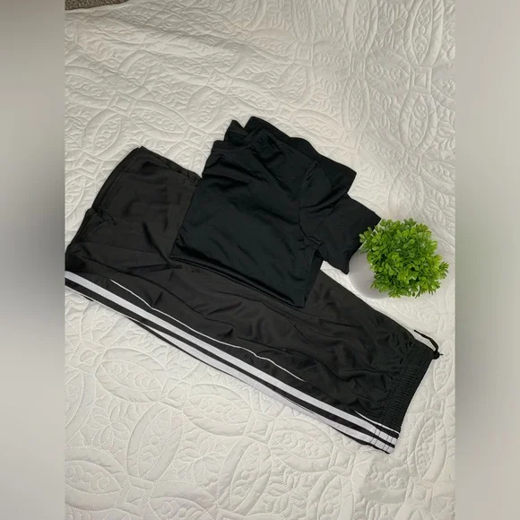 Boy's set - Picture 2 of 5